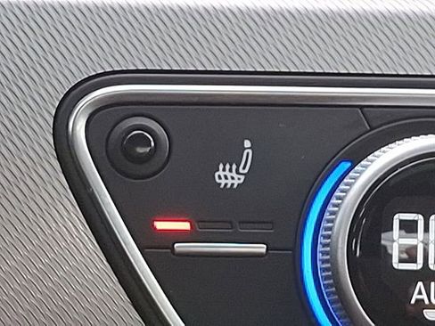 Used 2018 Audi A4 2.0T Premium w/ Convenience Package image 28