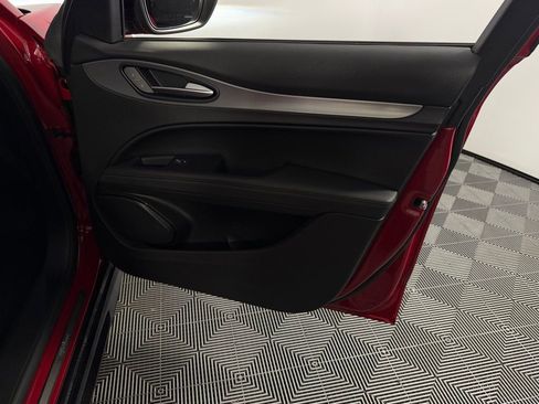 Used 2025 Alfa Romeo Stelvio Sprint w/ Veloce Package image 36