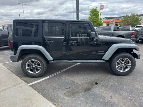 Used 2011 Jeep Wrangler Unlimited Sport AWD/4WD image 6