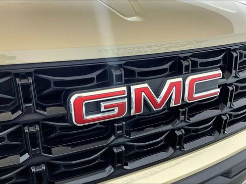 Used 2024 GMC Canyon Elevation w/ Trailering Package RWD image 23