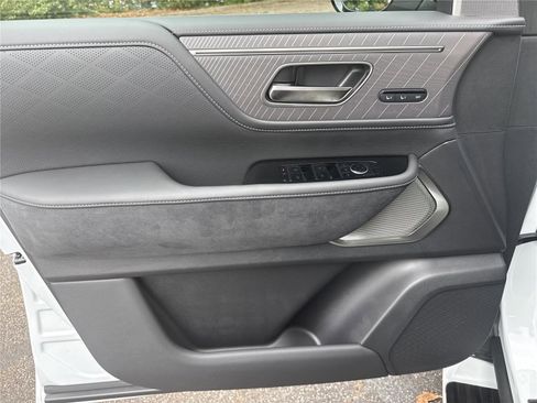 New 2026 INFINITI QX80 Autograph w/ Autograph Exterior Package image 22