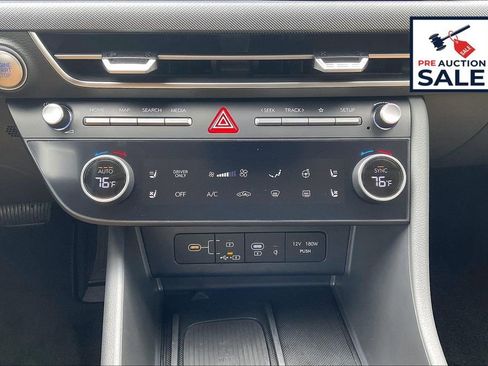 Used 2025 Hyundai Sonata Limited image 32