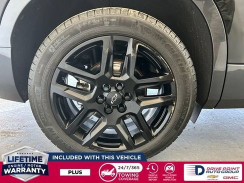 Used 2023 Chevrolet Blazer Premier w/ Enhanced Convenience Package AWD/4WD image 12