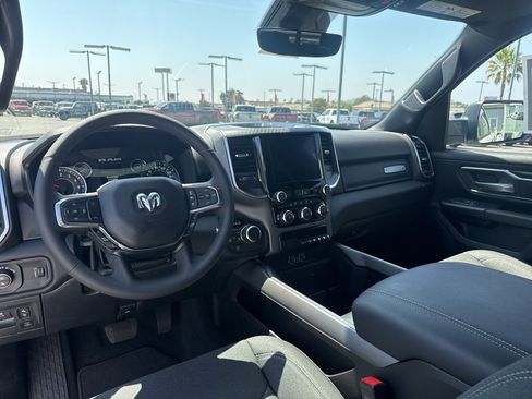 Certified 2025 RAM 1500 Big Horn image 17