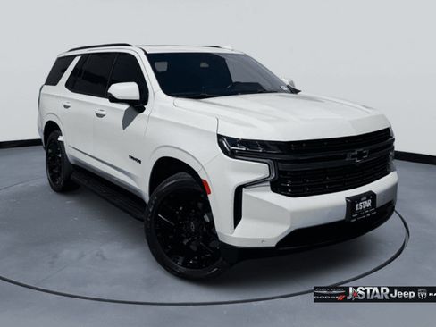 Used 2022 Chevrolet Tahoe RST w/ Luxury Package RWD image 3