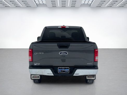 Used 2015 Ford F150 XLT image 4