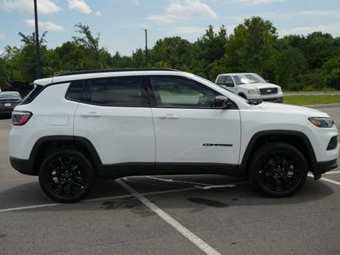 New 2026 Jeep Compass Latitude AWD/4WD image 8