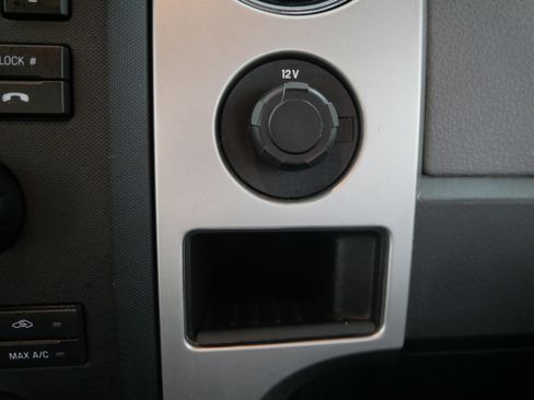 Used 2014 Ford F150 XLT image 31