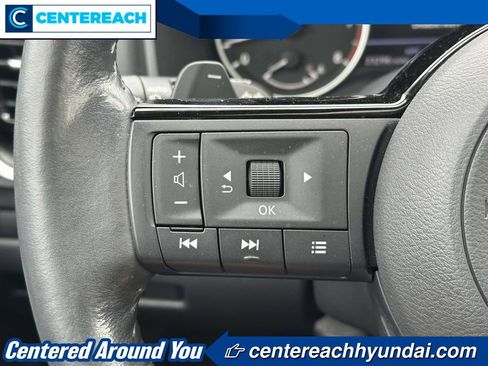 Used 2021 Nissan Rogue SL w/ Premium Package image 20