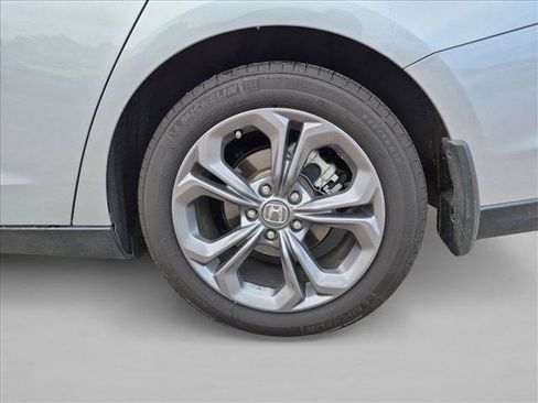Used 2024 Honda Accord EX image 14
