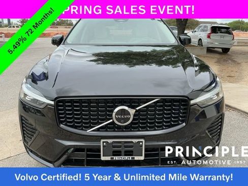 Certified 2023 Volvo XC60 B5 Plus FWD image 3