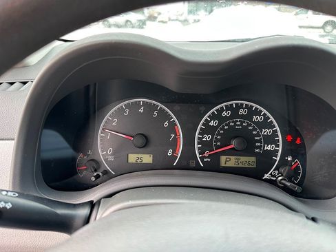 Used 2010 Toyota Corolla LE image 8