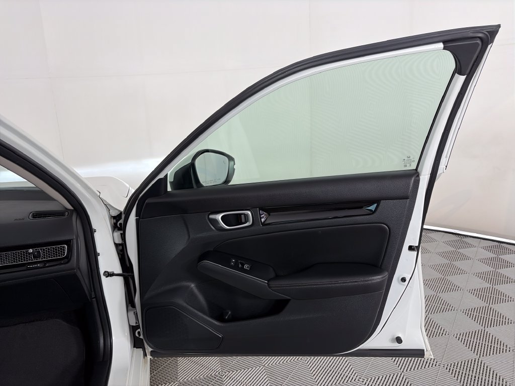 Used 2024 Honda Civic Touring image 30