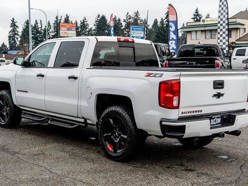 Used 2018 Chevrolet Silverado 1500 LTZ Z71 w/ Redline Edition image 18