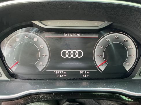 Used 2024 Audi Q3 2.0T Premium Plus w/ Premium Plus Package image 15