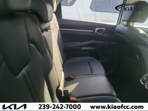 Certified 2023 Kia Sorento S w/ Panoramic Sunroof Package FWD image 10