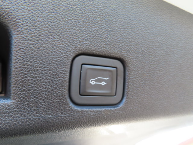 Used 2024 Chevrolet Traverse Z71 w/ LPO, Floor Liner Package AWD/4WD image 44