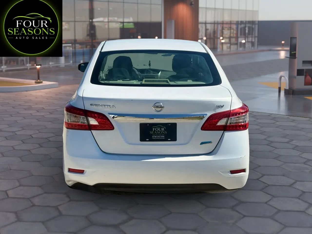 Used 2014 Nissan Sentra SV FWD image 5