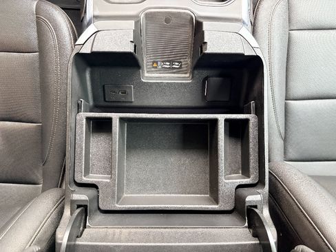 Used 2023 Chevrolet Silverado 1500 LTZ w/ LTZ Convenience Package II AWD/4WD image 19