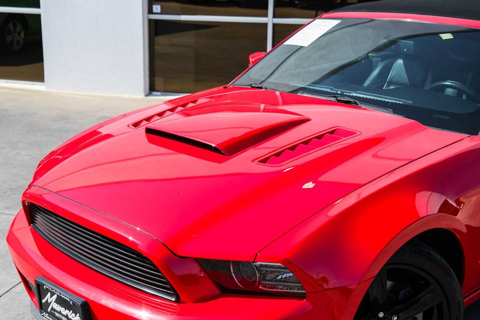 Used 2014 Ford Mustang GT Premium w/ Electronics Package RWD image 5