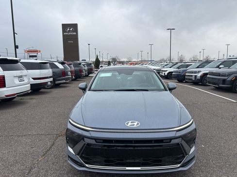 New 2026 Hyundai Sonata SEL image 2