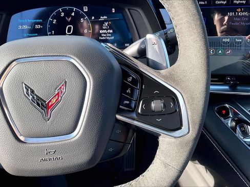 Used 2023 Chevrolet Corvette Stingray Preferred Cpe w/ Z51 Performance Package image 21