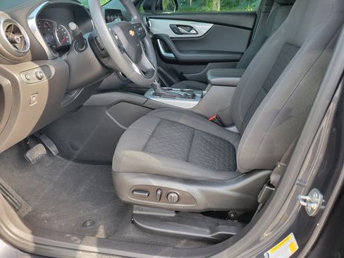 Certified 2021 Chevrolet Blazer LT AWD/4WD image 28