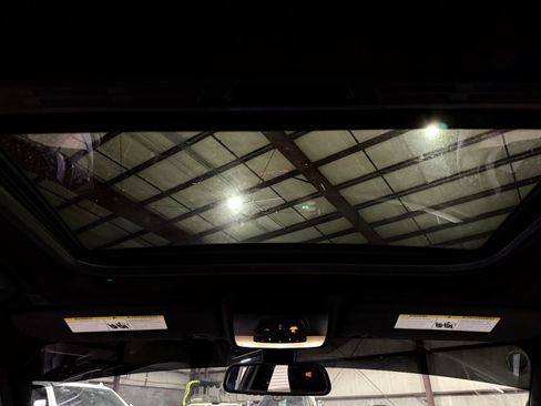 Used 2016 BMW 328i Sedan w/ Technology Package image 31