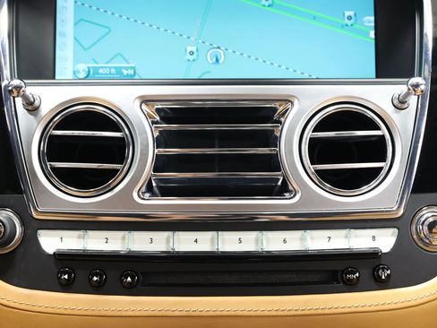 Used 2017 Rolls-Royce Ghost Series II Sedan 4D image 34