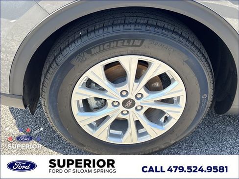Used 2025 Ford Escape Active w/ Tech Pack #1 FWD image 12