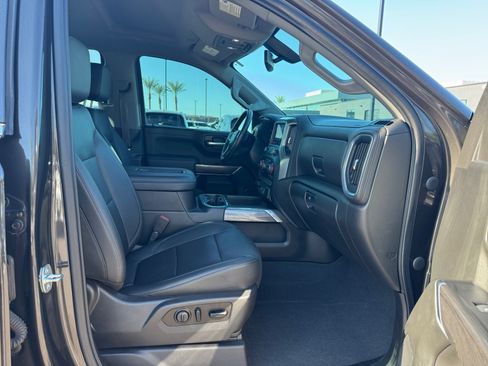Used 2021 Chevrolet Silverado 1500 LTZ w/ Z71 Off-Road Package AWD/4WD image 19