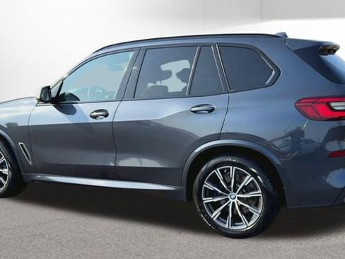 Used 2020 BMW X5 M50i w/ Executive Package image 7