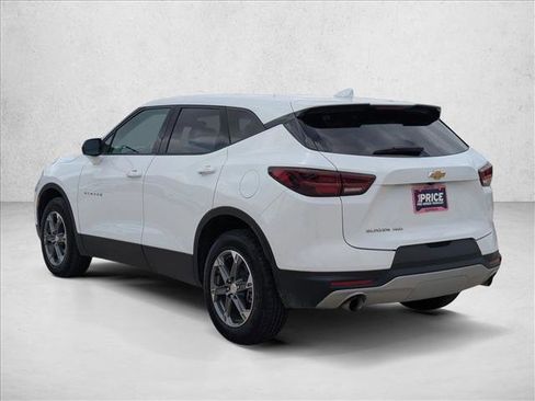 Used 2025 Chevrolet Blazer LT AWD/4WD image 8