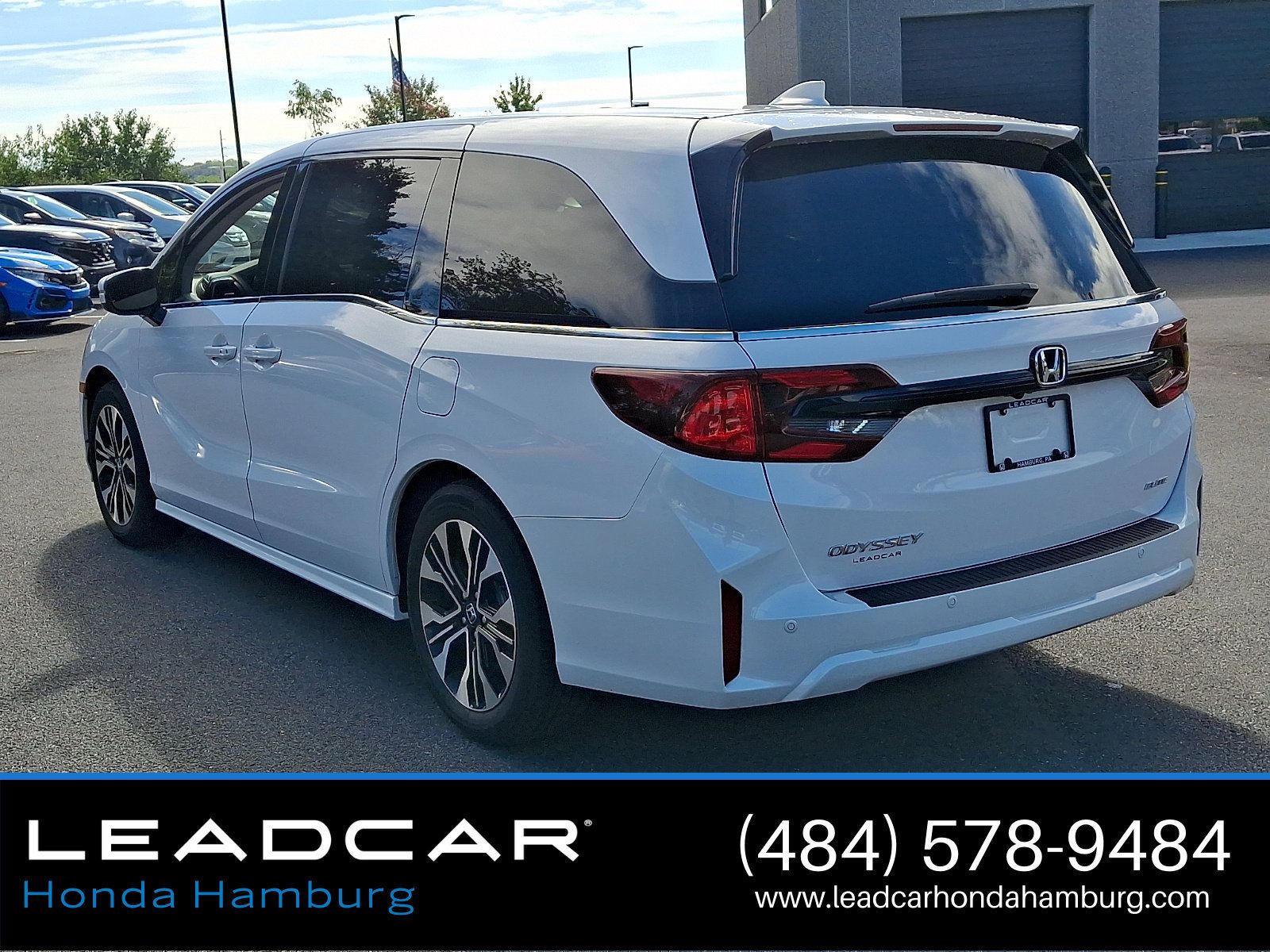 Used 2025 Honda Odyssey Elite image 4