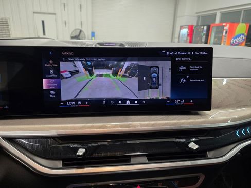 Used 2025 BMW X7 xDrive40i w/ Executive Package AWD/4WD image 24