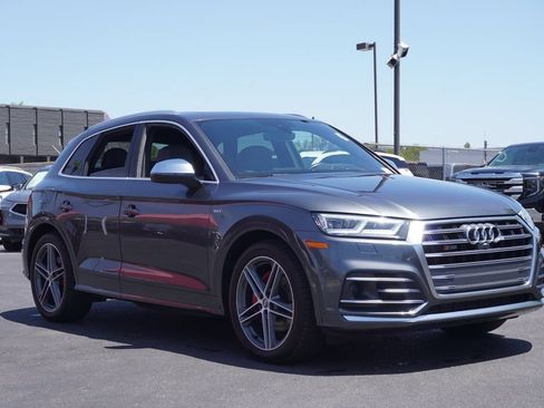 Used 2018 Audi SQ5 Prestige w/ Prestige Package AWD/4WD image 4