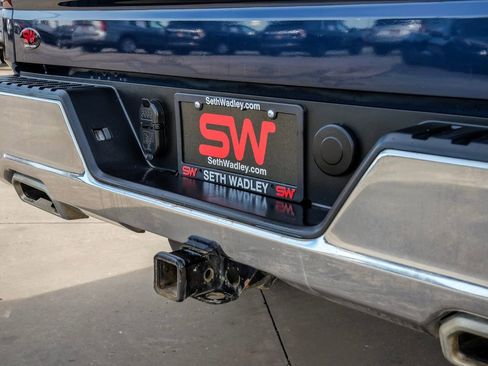 Used 2021 Chevrolet Silverado 1500 LT w/ Z71 Off-Road Package image 12