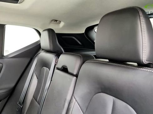 Used 2025 Volvo XC40 B5 Plus AWD/4WD image 44