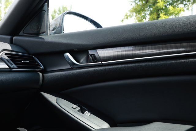 Used 2022 Honda Accord Sport image 26