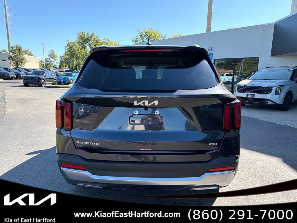 New 2026 Kia Sorento S AWD/4WD image 9