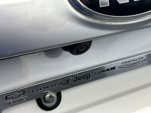 Used 2021 Kia Seltos EX image 40