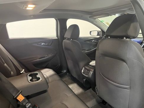 Used 2023 Chevrolet Malibu LT image 14