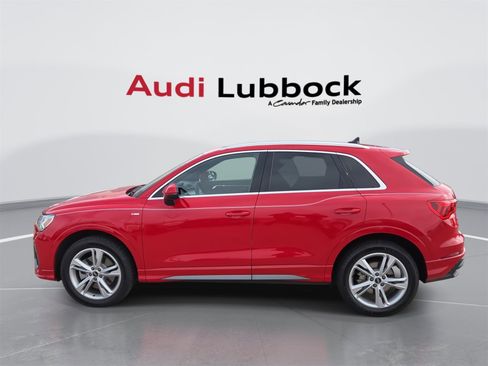Used 2023 Audi Q3 2.0T Premium w/ 19" Wheel Package image 6
