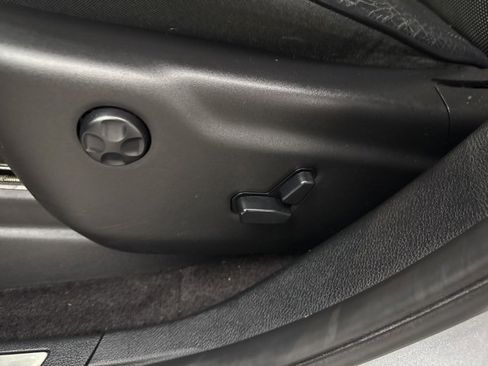 Used 2019 Jeep Grand Cherokee High Altitude image 11