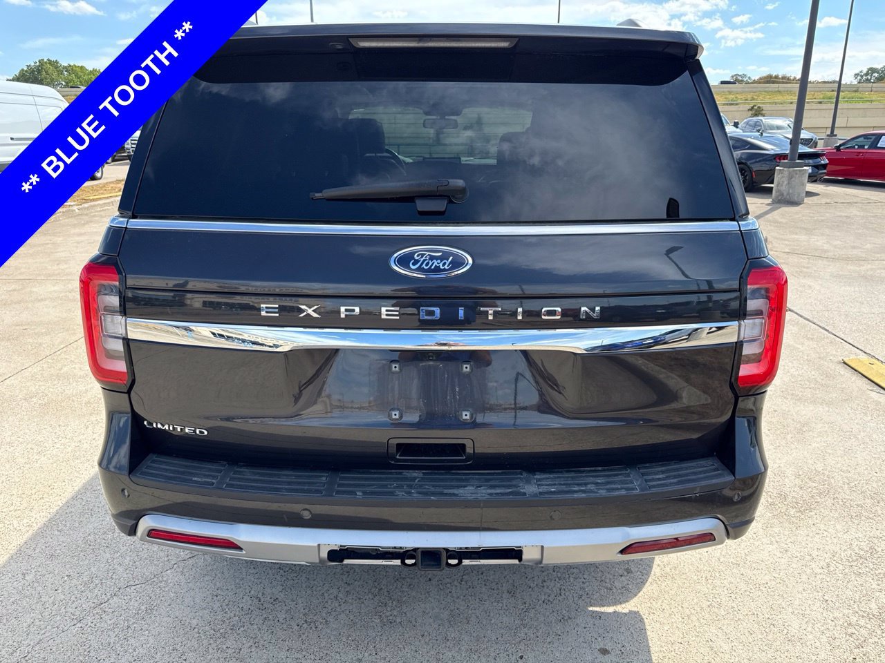 Used 2024 Ford Expedition Limited RWD image 9
