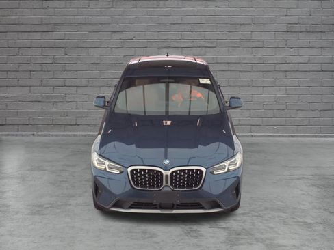 Used 2025 BMW X4 xDrive30i w/ Premium Package AWD/4WD image 2