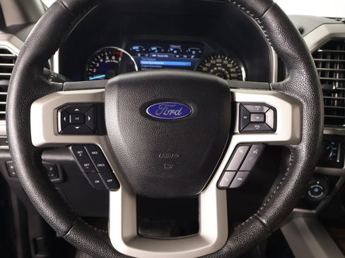 Used 2016 Ford F150 Lariat w/ Equipment Group 502A Luxury AWD/4WD image 3