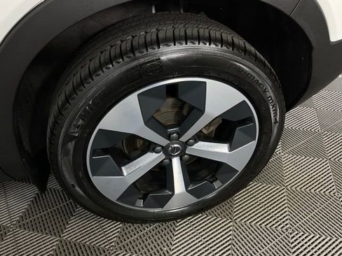 Certified 2024 Volvo XC40 B5 Plus w/ Climate Package image 40