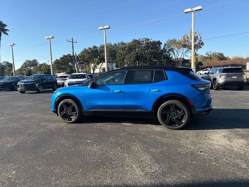 New 2026 Chevrolet Equinox EV RS image 4