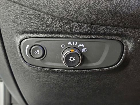 Used 2019 Chevrolet Equinox LT FWD image 35